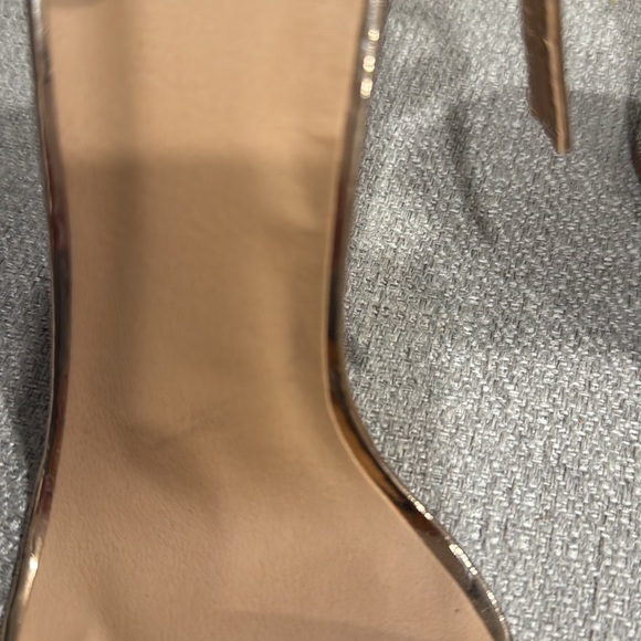 🔥🔥Beautiful Windsor heels🔥🔥 - Picture 6 of 6